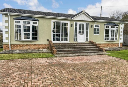 Maidstone Road, Paddock Wood, Kent - Wards of Kent