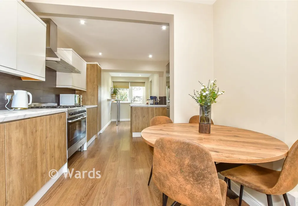 Kitchen - Redoubt Way, Dymchurch, Kent - Wards of Kent