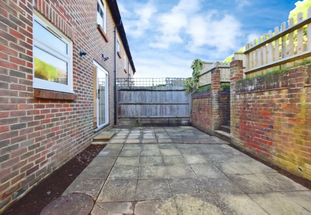 b893cee2-DSC_3009 - Lower Street Pulborough RH20 - Wards of Kent