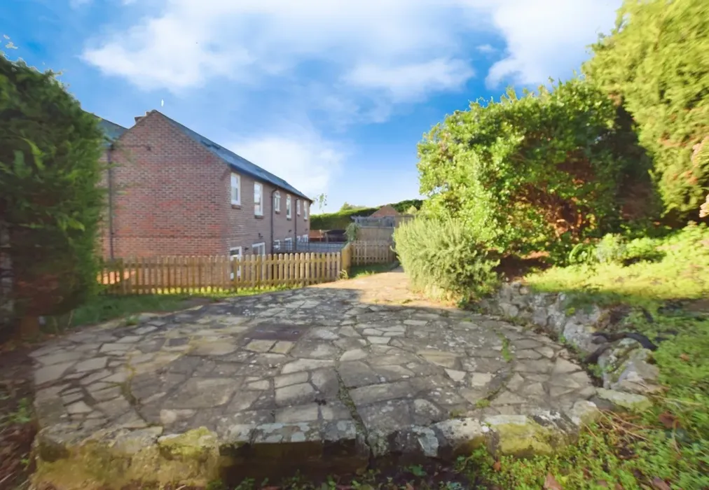 87ff8d6b-DSC_3026 - Lower Street Pulborough RH20 - Wards of Kent