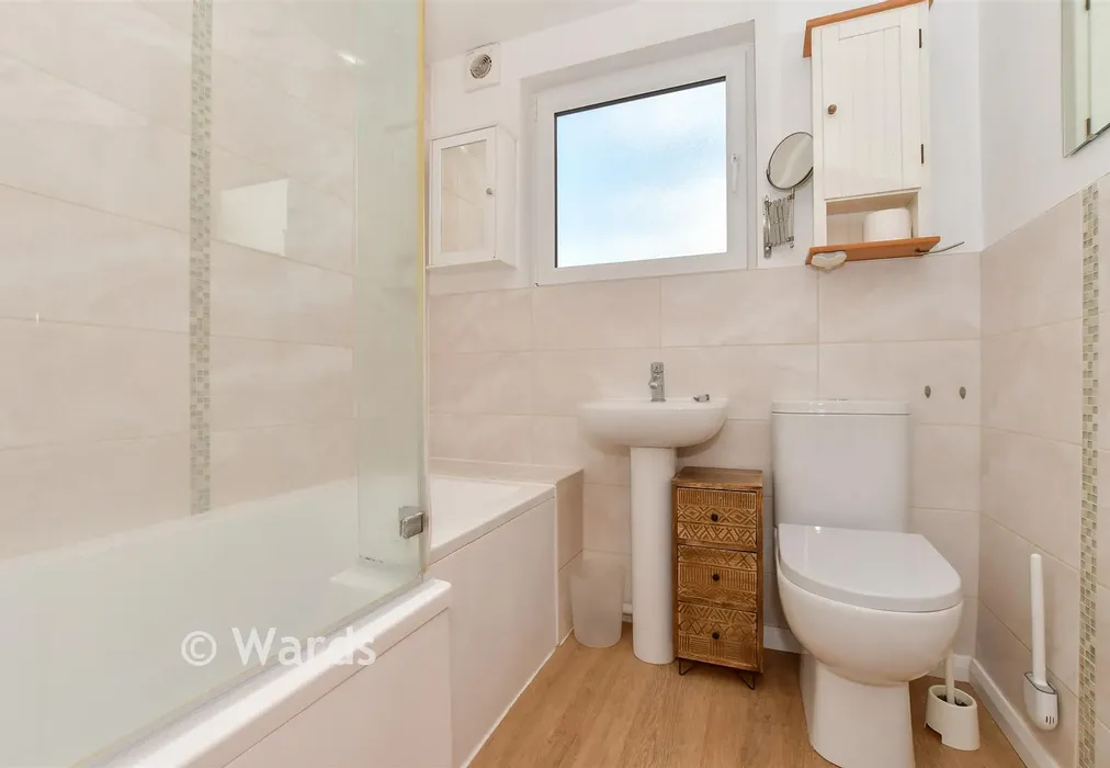 Bathroom - Pilots Avenue, Deal, Kent - Wards of Kent