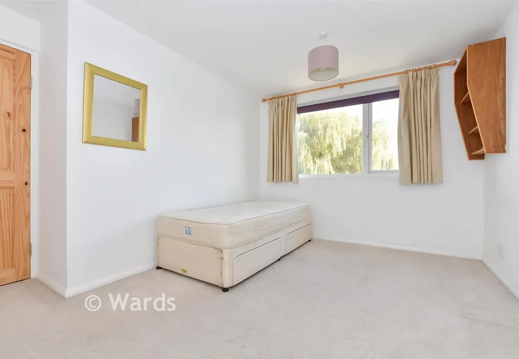 Bedroom 2 - Pilots Avenue, Deal, Kent - Wards of Kent