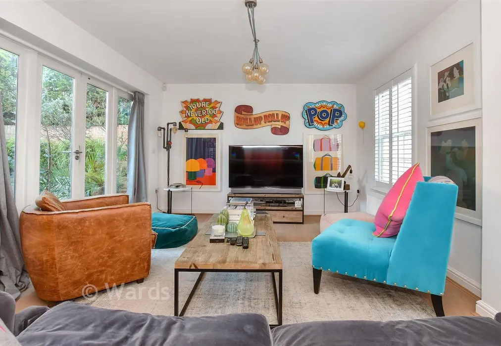 Lounge/Diner - Swanfield Road, Whitstable, Kent - Wards of Kent