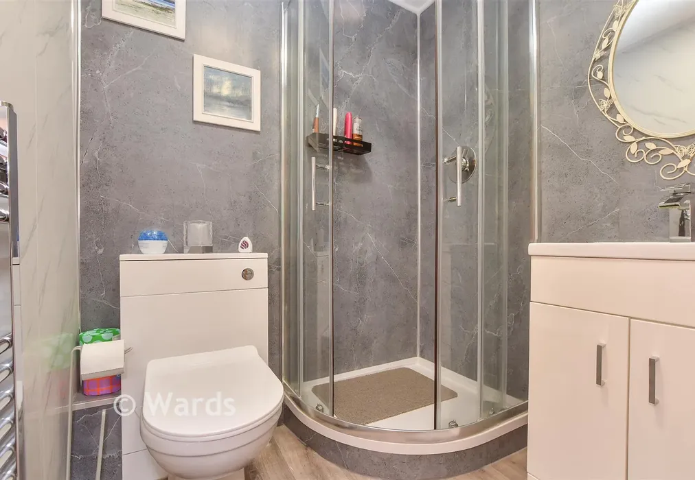 En-Suite Shower Room - Drake Avenue, Minster-On-Sea, Sheerness, Kent - Wards of Kent