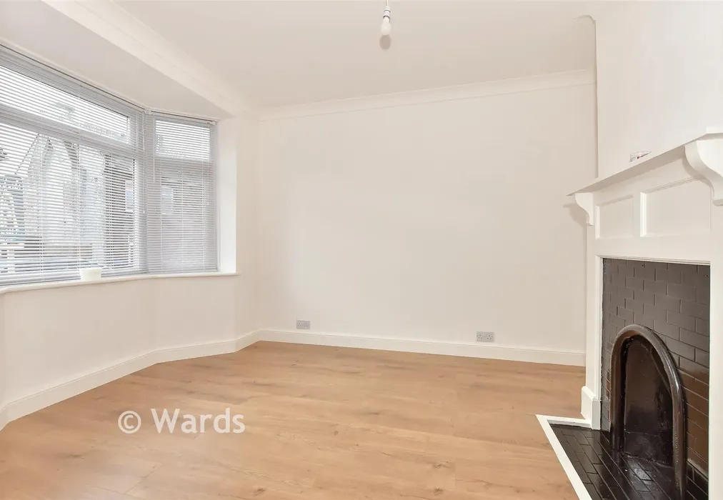 Lounge - Cobblers Bridge Road, Herne Bay, Kent - Wards of Kent