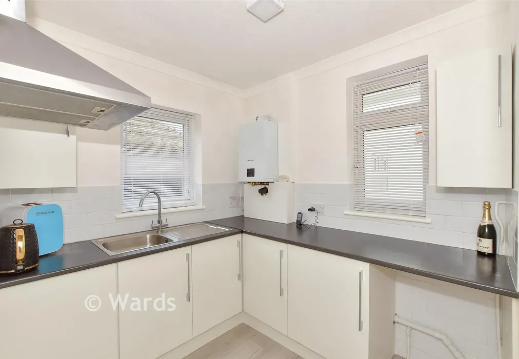 Kitchen - Cobblers Bridge Road, Herne Bay, Kent - Wards of Kent