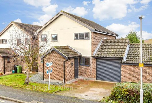 Silver Way, Wickford, Essex - Wards of Kent