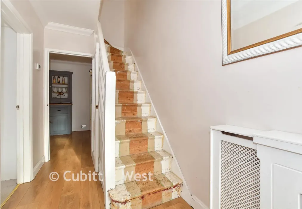 Hallway - Ardingly Drive, Goring-By-Sea, Worthing, West Sussex - Wards of Kent