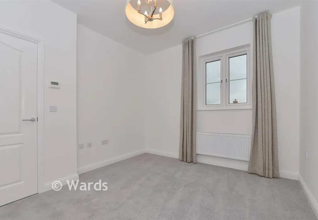 Bedroom 1 - Richmond Park, Whitfield, Dover, Kent - Wards of Kent