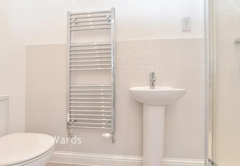 En-Suite - Richmond Park, Whitfield, Dover, Kent - Wards of Kent