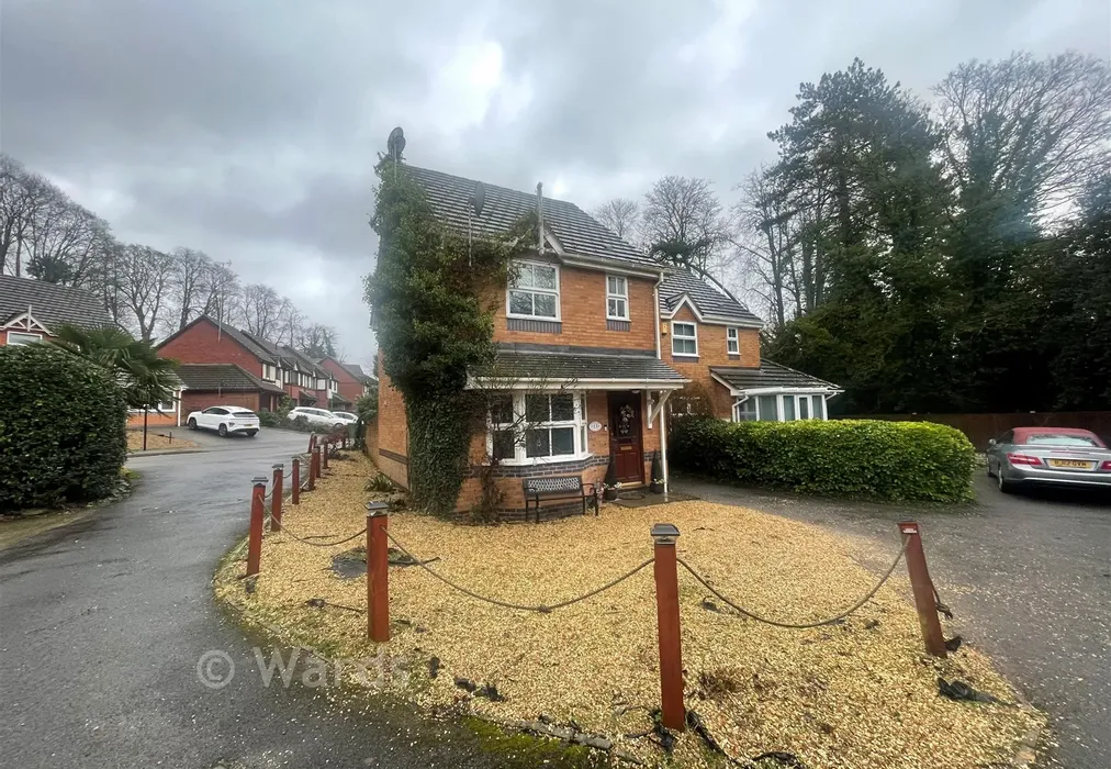 New Front - The Mallows, Maidstone, Kent - Wards of Kent