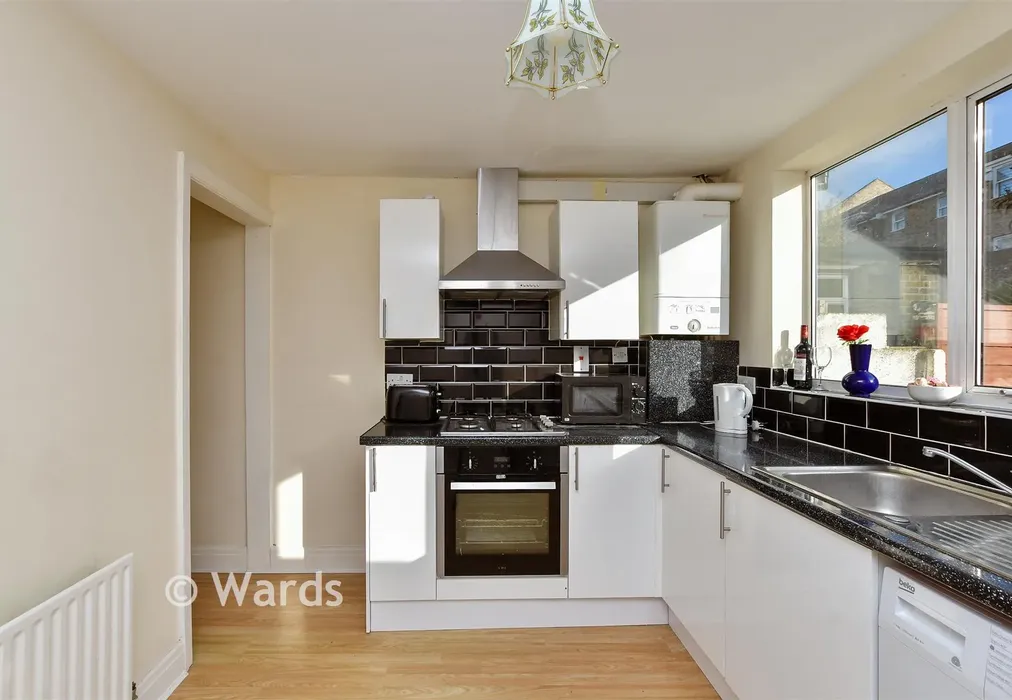 Kitchen - Hereson Road, Ramsgate, Kent - Wards of Kent