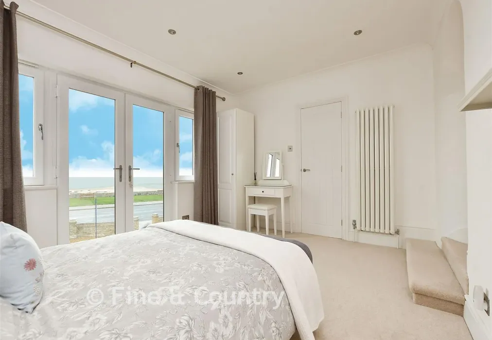 Bedroom 3 - Sea Road, Westgate-On-Sea, Kent - Wards of Kent