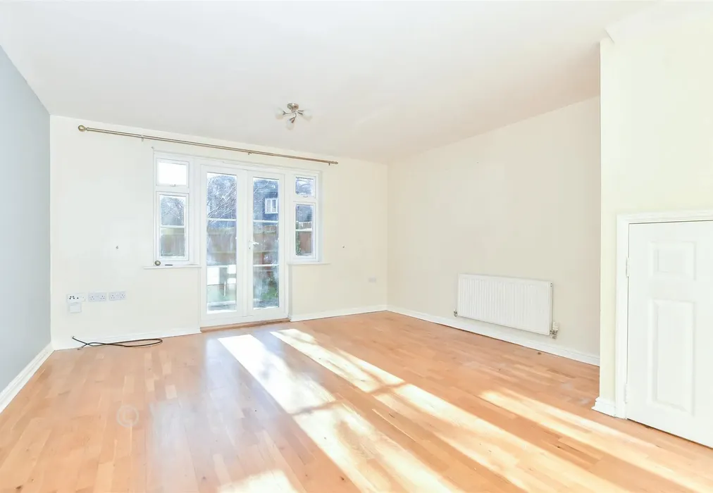 Lounge/Diner - Brampton Field, Ditton, Aylesford, Kent - Wards of Kent