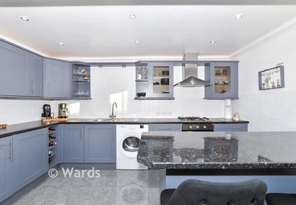 Kitchen - St. George's Square, Maidstone, Kent - Wards of Kent