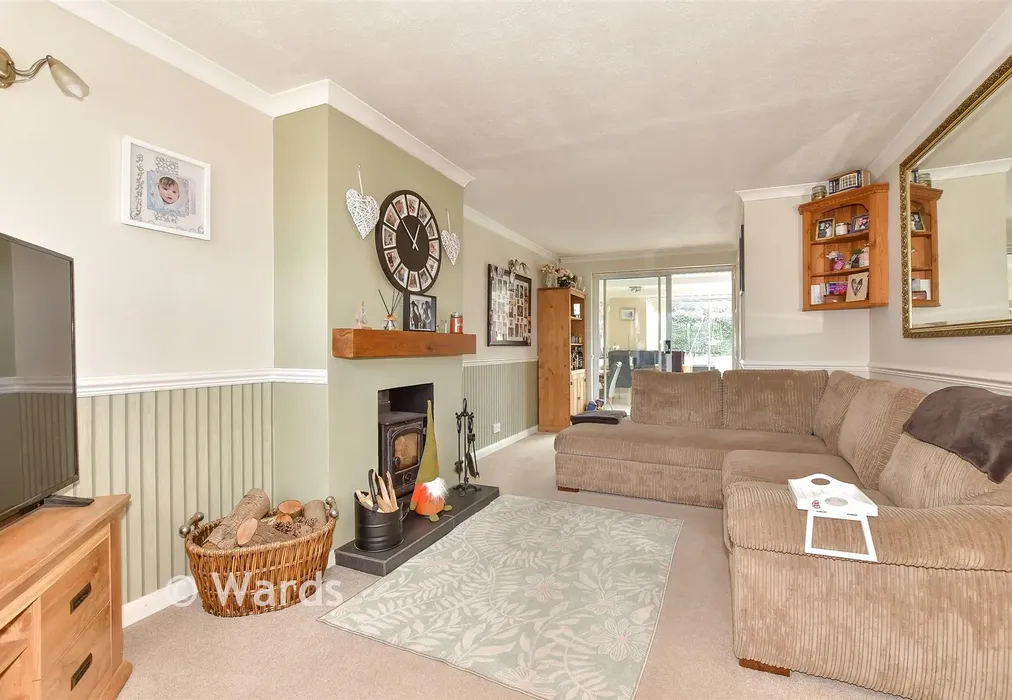 Lounge/Diner - Hunters Forstal Road, Herne Bay, Kent - Wards of Kent