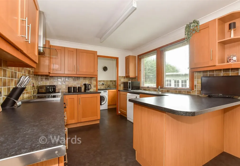 Kitchen - Pay Street, Hawkinge, Folkestone, Kent - Wards of Kent