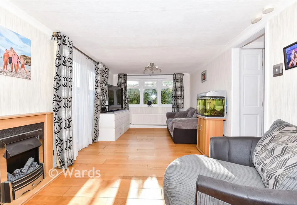 Lounge - Vicarage Lane, Hoo, Rochester, Kent - Wards of Kent