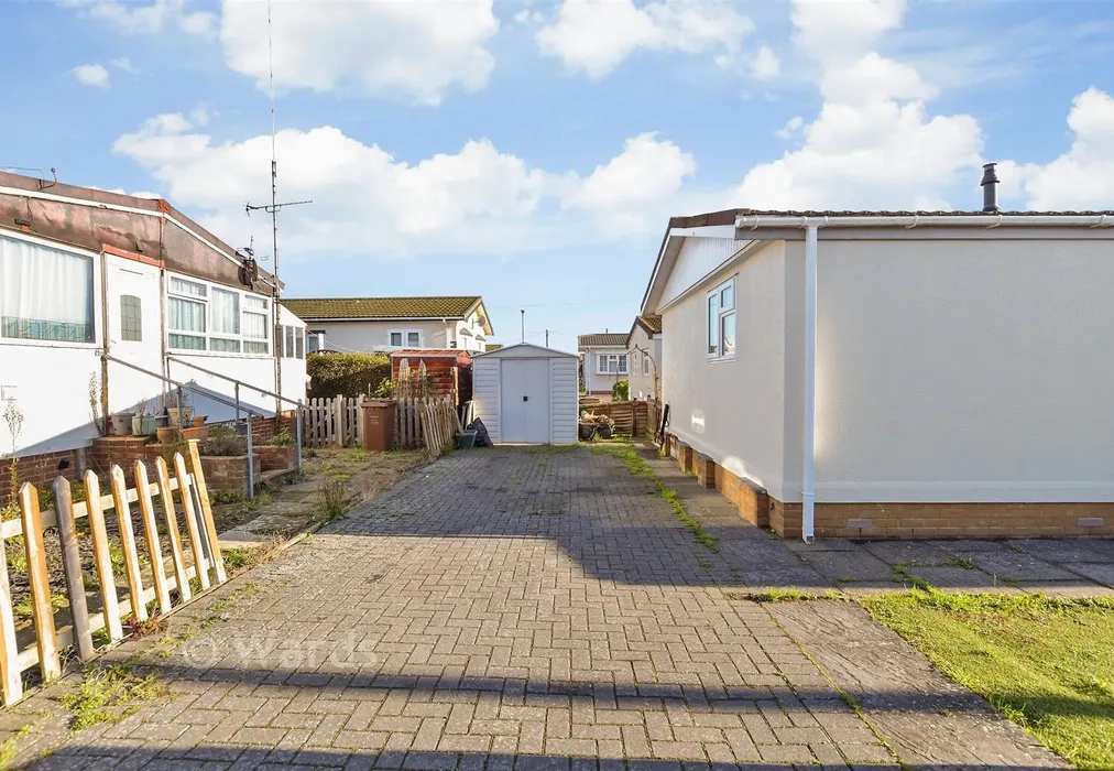 Driveway/Parking - Vicarage Lane, Hoo, Rochester, Kent - Wards of Kent