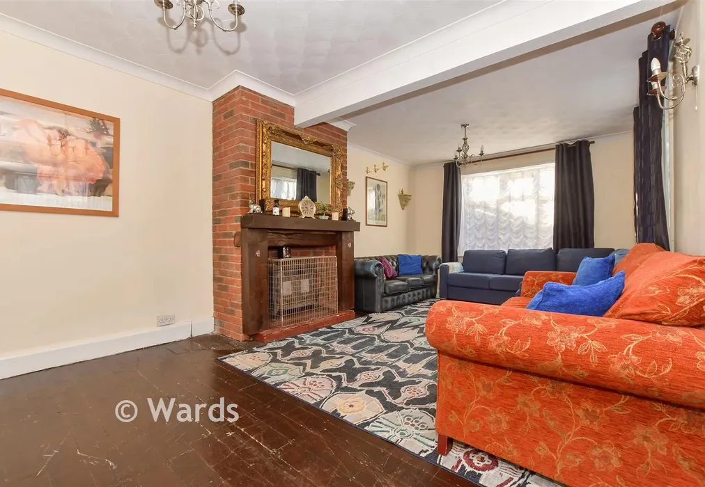 Lounge - Sunnyhill Road, Herne Bay, Kent - Wards of Kent