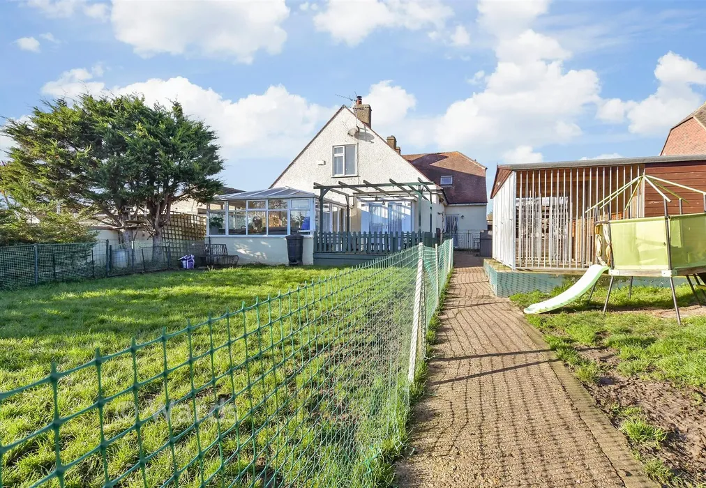 Rear Garden - Sunnyhill Road, Herne Bay, Kent - Wards of Kent