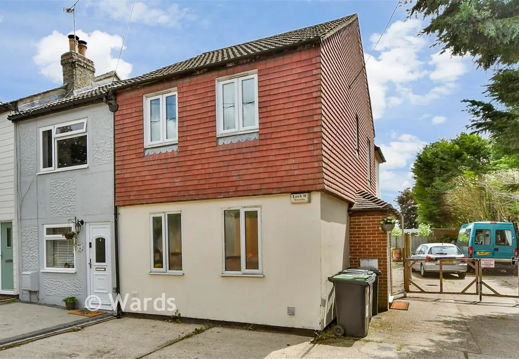 External (Web) - Ferry Lane, Wouldham, Rochester, Kent - Wards of Kent