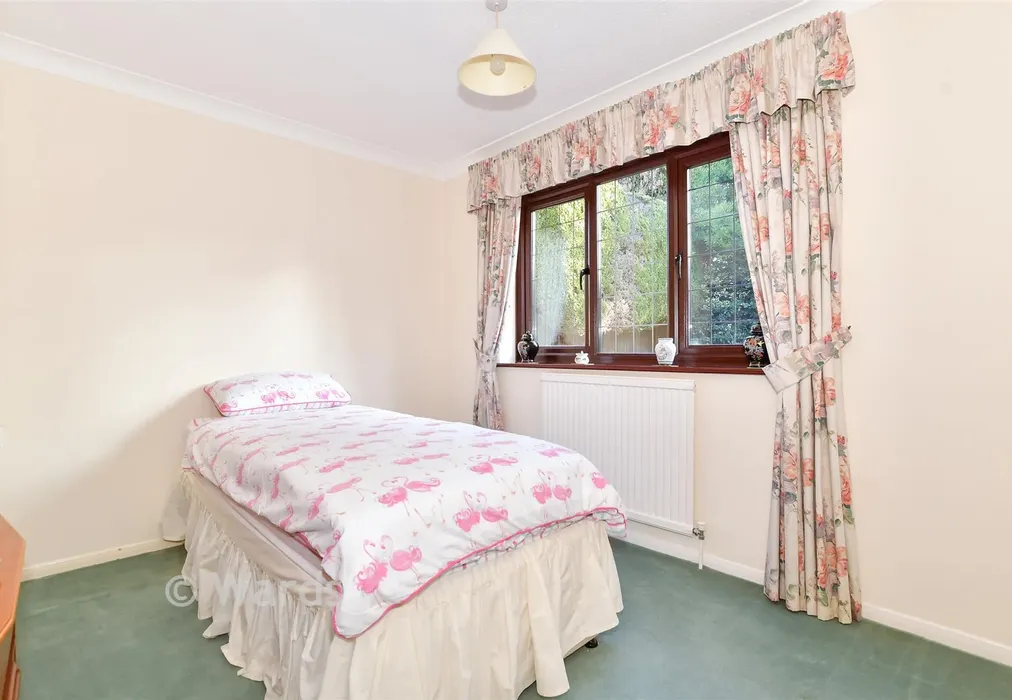 Bedroom 2 - Porchester Close, Loose, Maidstone, Kent - Wards of Kent
