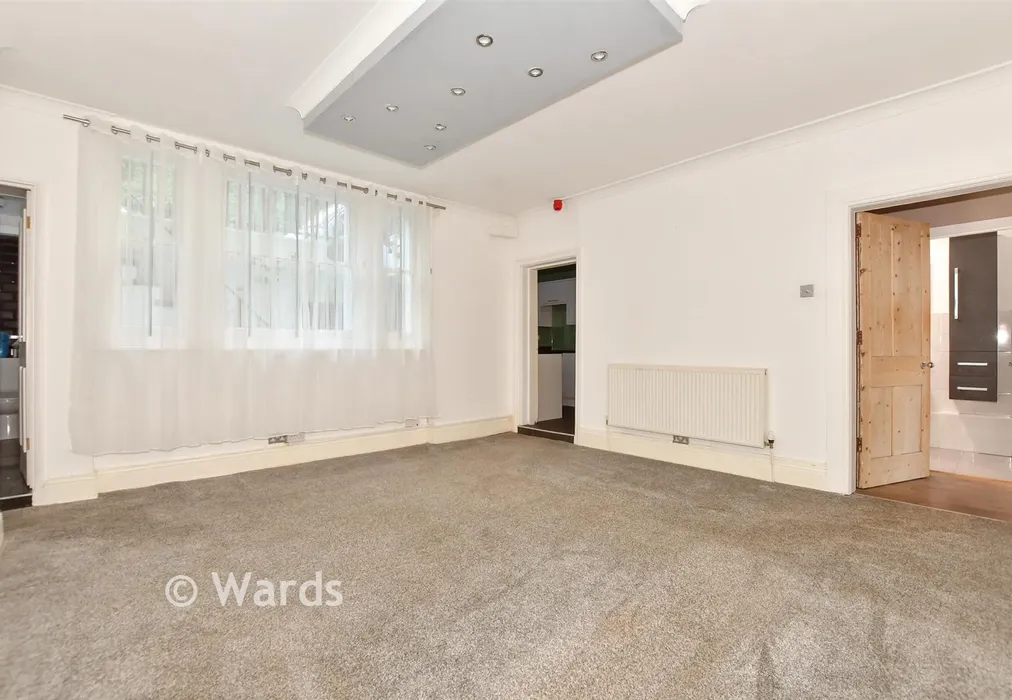 Lounge - Victoria Park, Dover, Kent - Wards of Kent