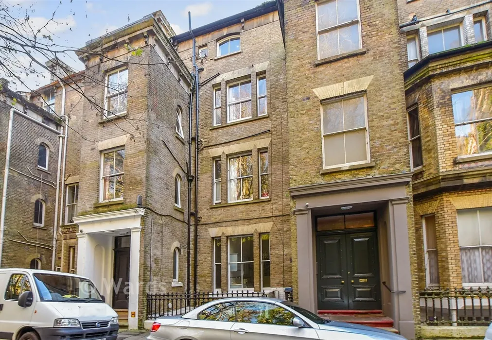 External Front Brochure... - Victoria Park, Dover, Kent - Wards of Kent