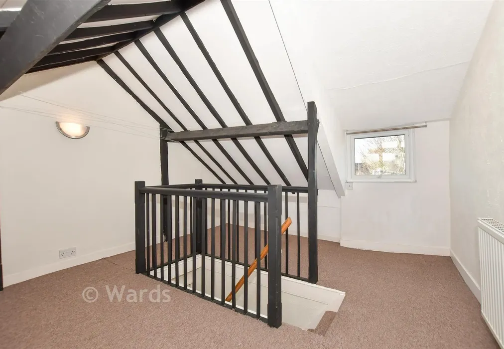 Loft Room - Peel Street, Maidstone, Kent - Wards of Kent