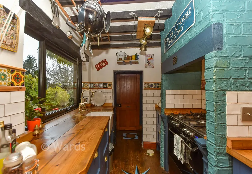 Kitchen - Borstal Street, Rochester, Kent - Wards of Kent