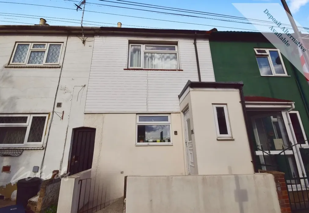 luton front - Luton Road Chatham ME4 - Wards of Kent