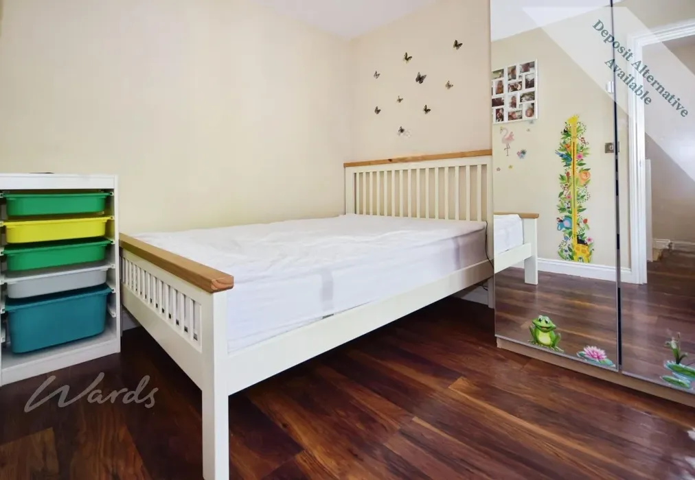 luton bed 2 - Luton Road Chatham ME4 - Wards of Kent