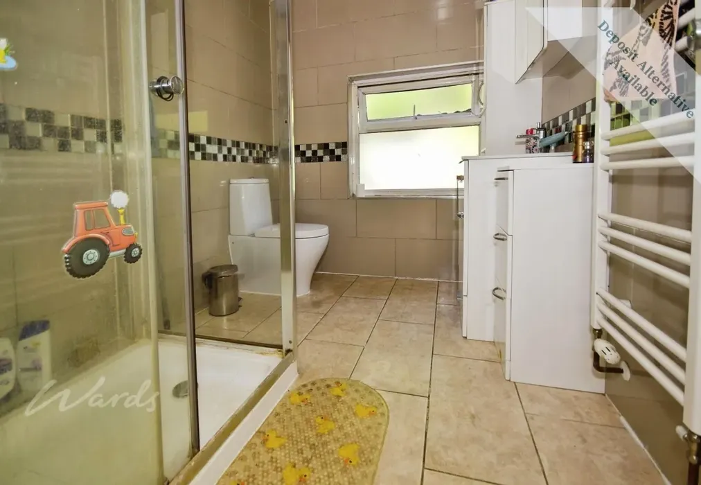 luton bathroom - Luton Road Chatham ME4 - Wards of Kent