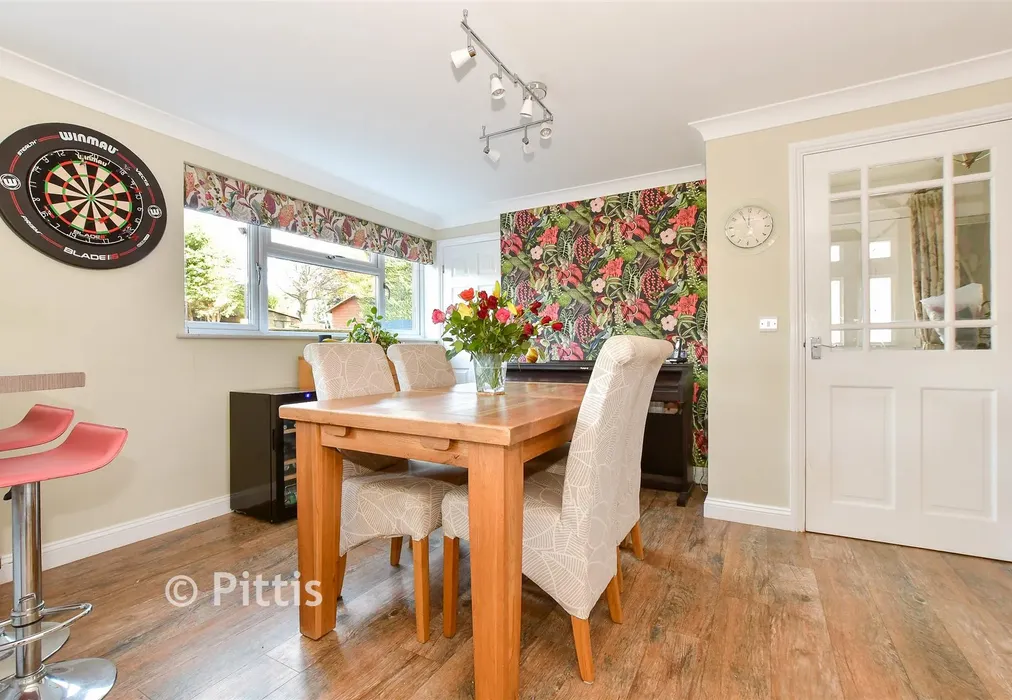 Kitchen /Dining Room - Fairmead Close, Sandown, Isle of Wight - Wards of Kent