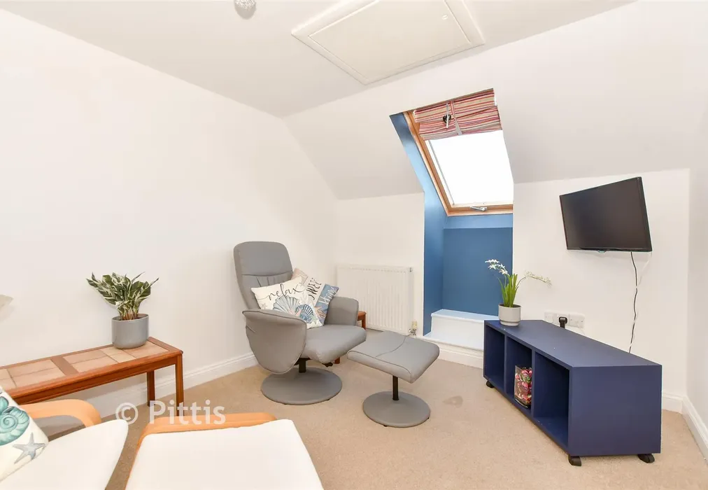 Bedroom 4 - Fairmead Close, Sandown, Isle of Wight - Wards of Kent