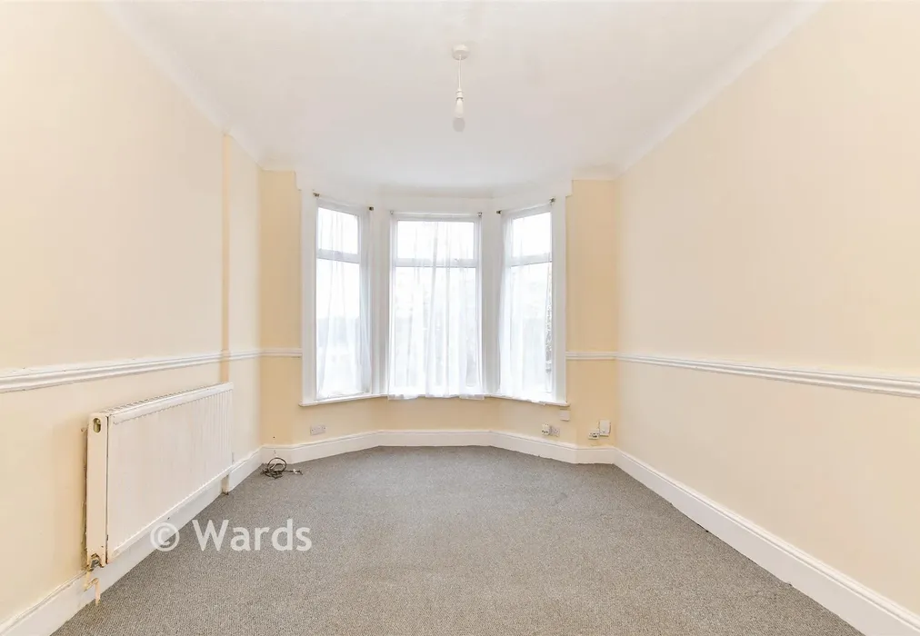 Lounge - Hartington Street, Chatham, Kent - Wards of Kent
