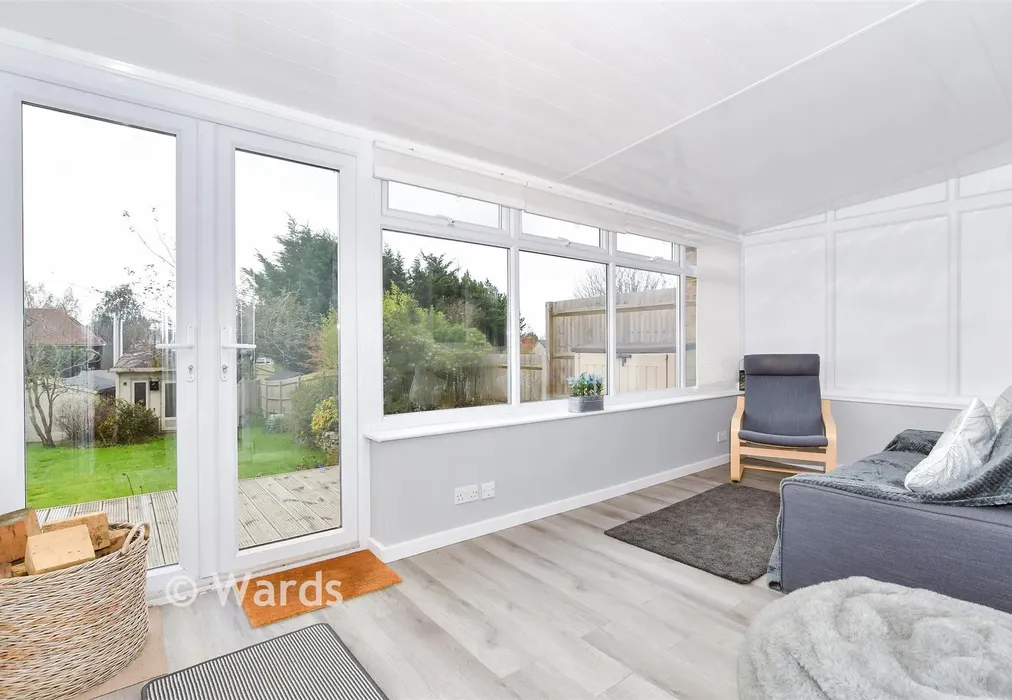 Conservatory - Blunden Lane, Yalding, Maidstone, Kent - Wards of Kent