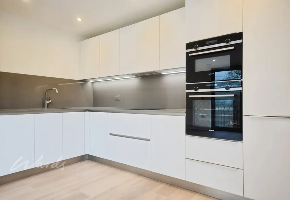 Emin 21 kitchen use - Emin Court Gallery Walk CT9 - Wards of Kent