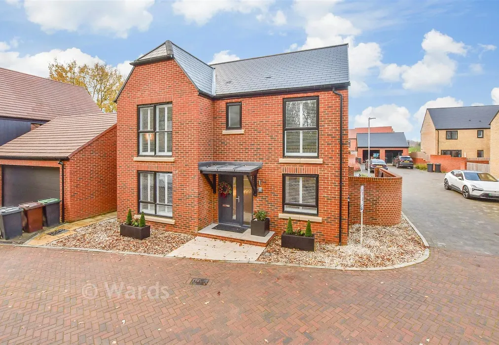 External (Web) - Merlyn Drive, Kings Hill, West Malling, Kent - Wards of Kent