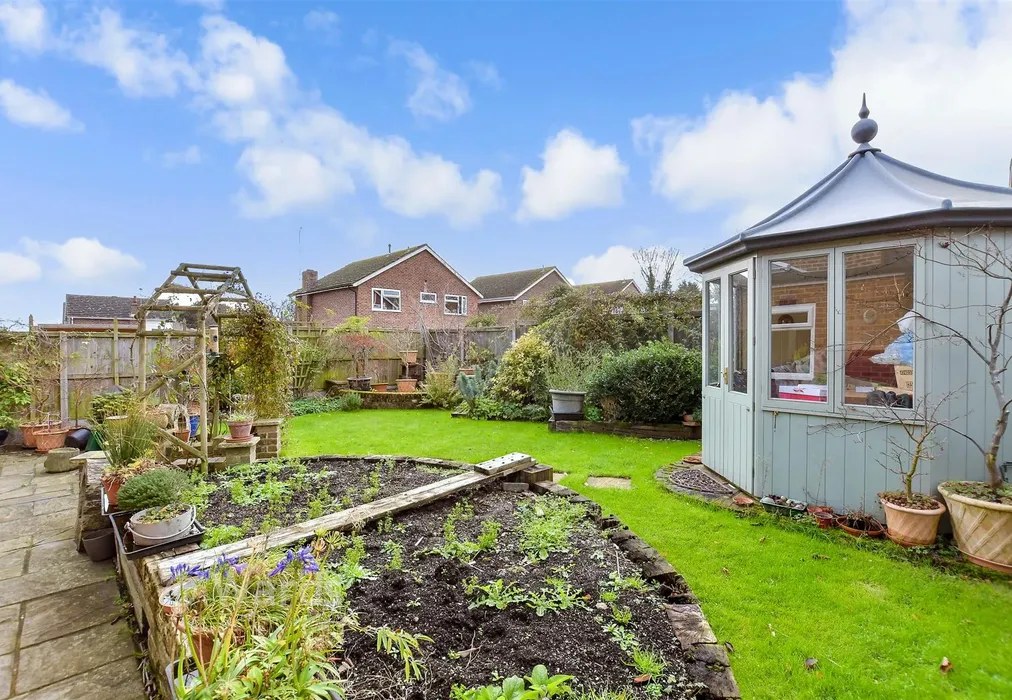 Rear Garden - Durnford Close, Canterbury, Kent - Wards of Kent
