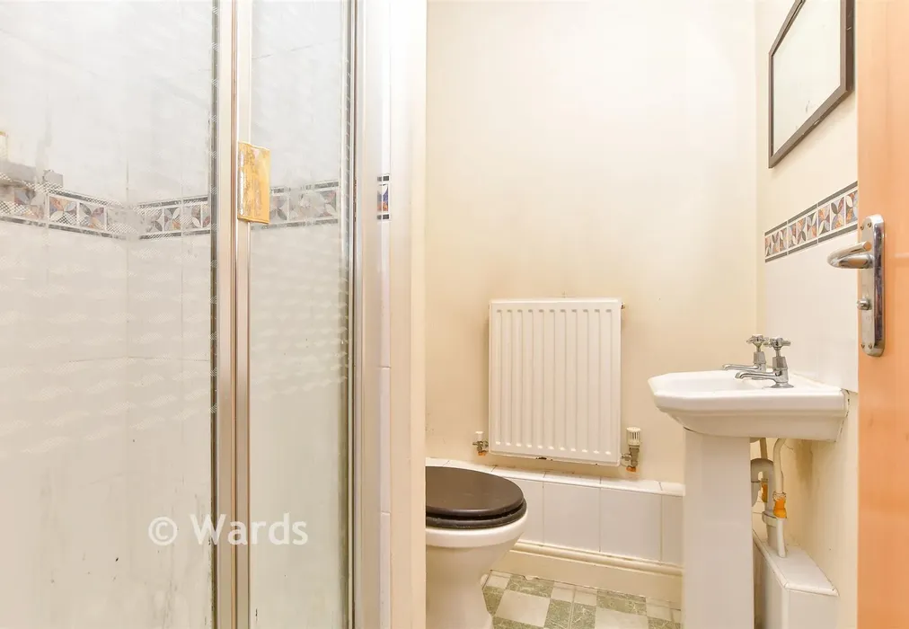 En-Suite Shower Room - Keating Close, Rochester, Kent - Wards of Kent
