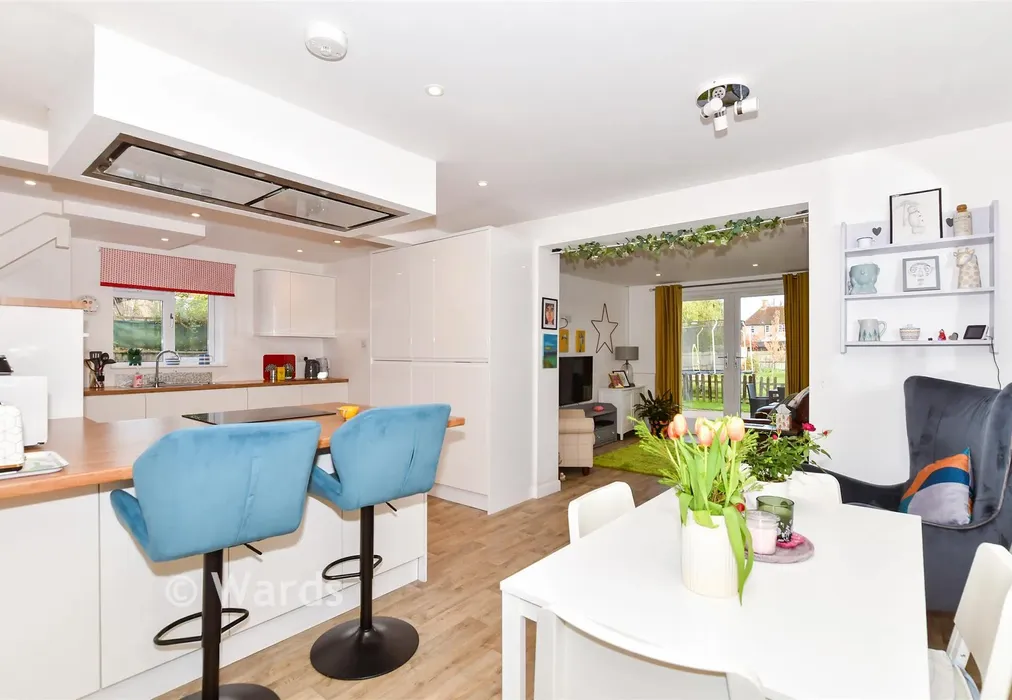 Kitchen/Dining Area - Shrubcote, Tenterden, Kent - Wards of Kent