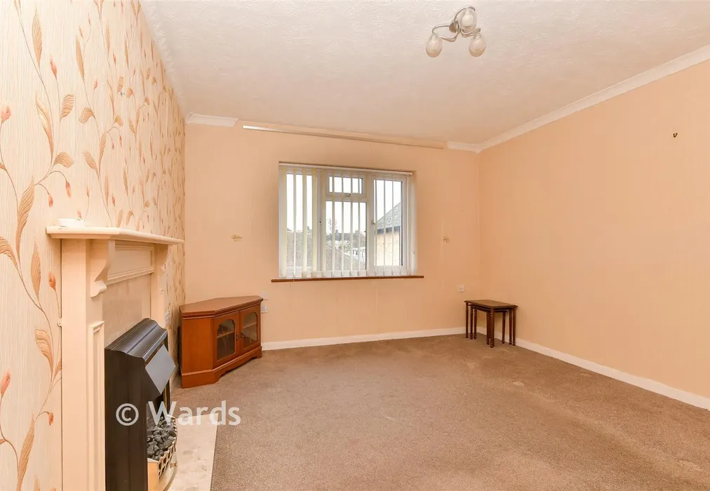 Lounge - Canterbury Road, Sittingbourne, Kent - Wards of Kent