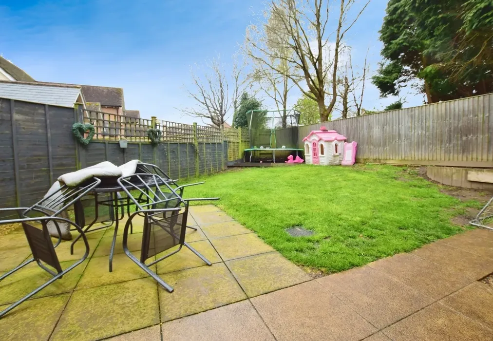 d759f023-DSC_0053 - St. Marys Close Thakeham RH20 - Wards of Kent