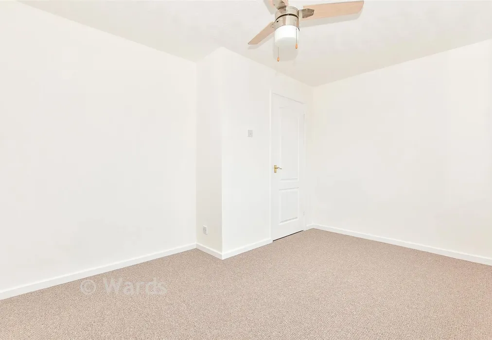 Bedroom 1 - Bilsington Close, Walderslade, Chatham, Kent - Wards of Kent