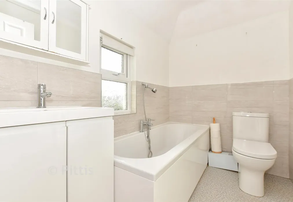 Bathroom - Clayton Road, Freshwater, Isle of Wight - Wards of Kent