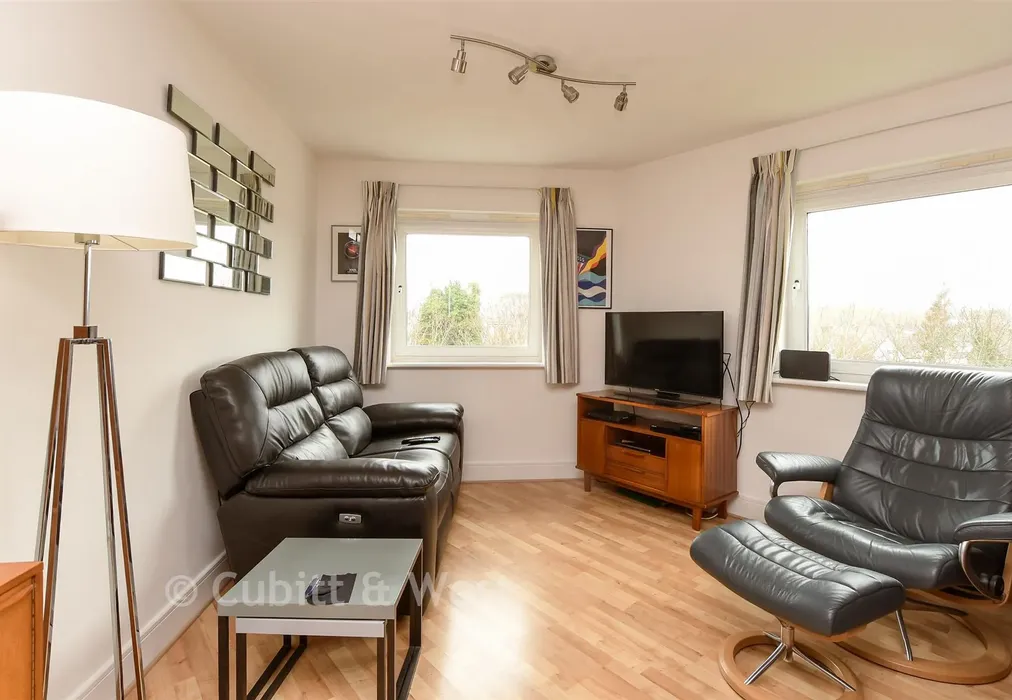Kitchen Lounge/Dining Room - Burrage Road, Redhill, Surrey - Wards of Kent