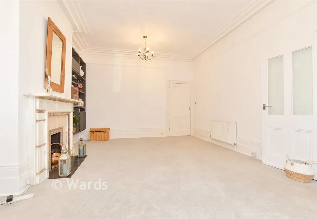 Lounge - Earls Avenue, Folkestone, Kent - Wards of Kent