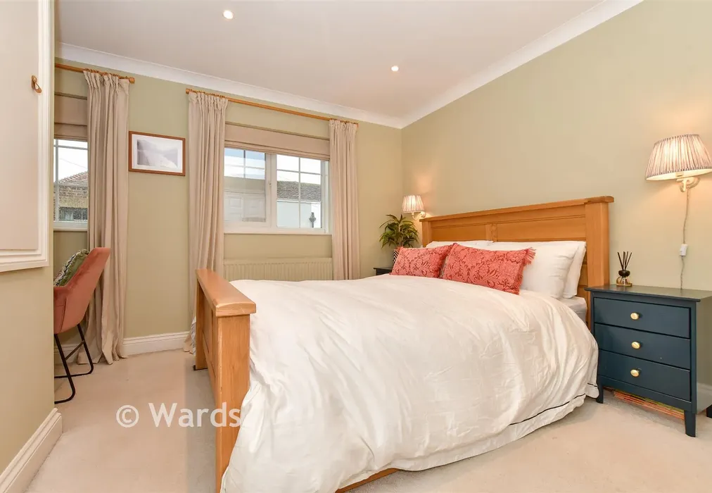 Bedroom 1 - Robert Street, Deal, Kent - Wards of Kent